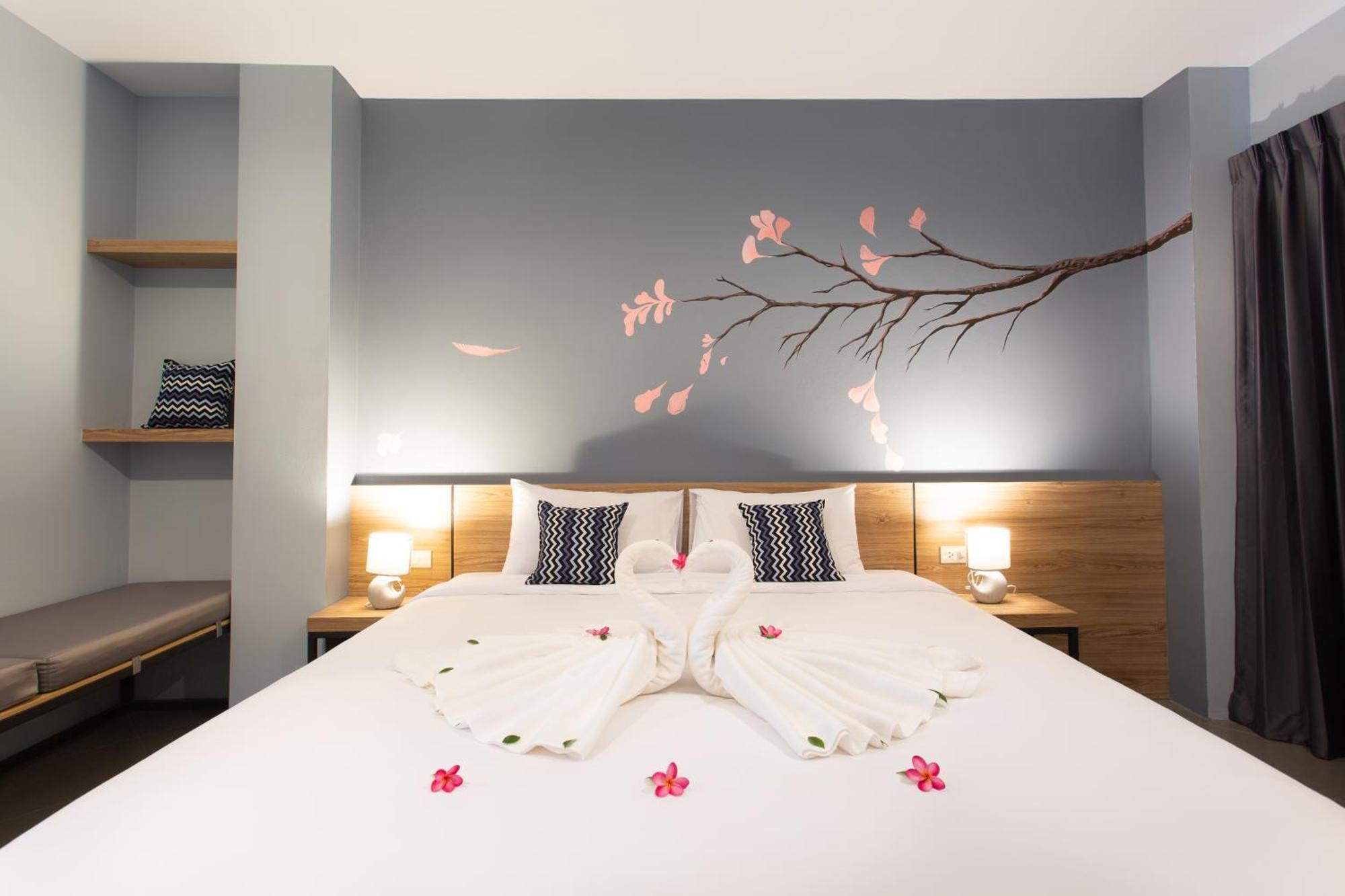 Хостел Inest Poshtel Ката-Бич Экстерьер фото